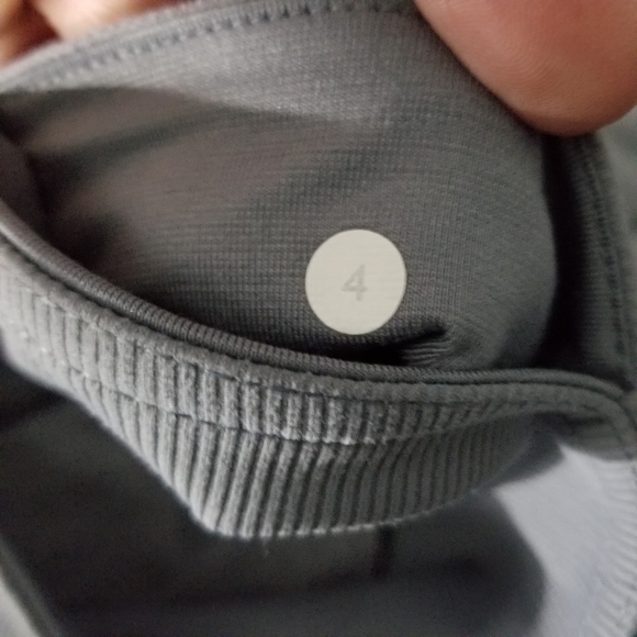 LULULEMON | Clam Digger II stretch bermuda shorts - Picture 6 of 8